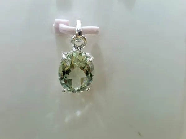 925_Silver_Jewellery_Green_Amethyst_Oval_Pendant_For_Women