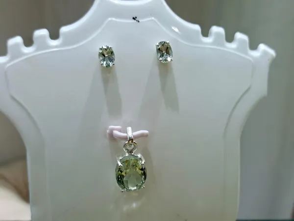 925_Silver_Jewellery_Green_Amethyst_Silver_Elegant_Earrings_And_Pendant_Jewelry_Set_For_Women_(_chain_not__Included)