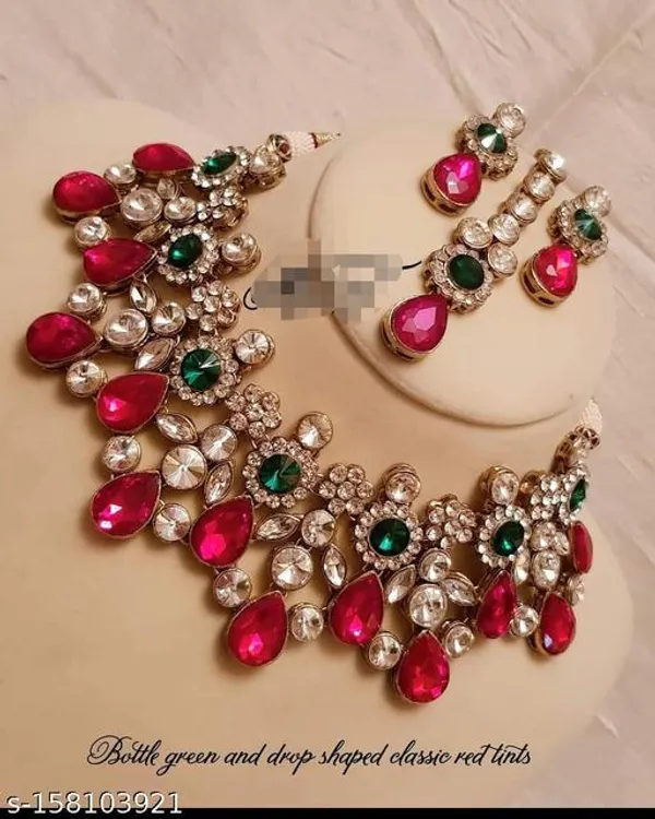 White_And_Gold_Alloy_&_Artificial_Stones_Fancy_Design_Necklace_Set_For_Women