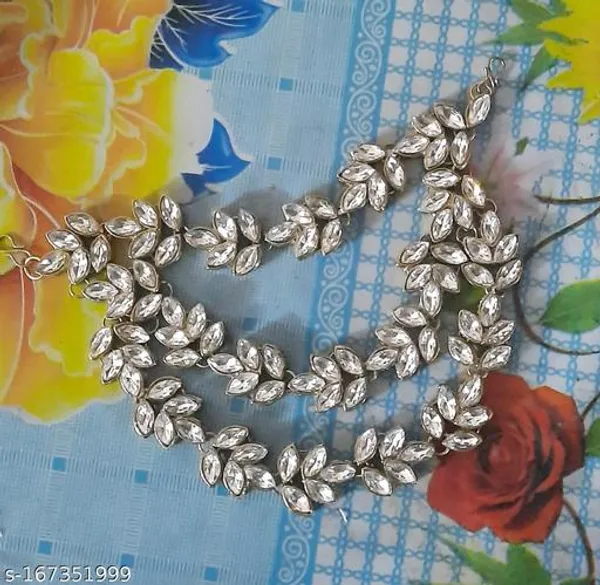 White_Alloy_&_Kundan_Fancy_Design_Hair_Accessory_For_Women