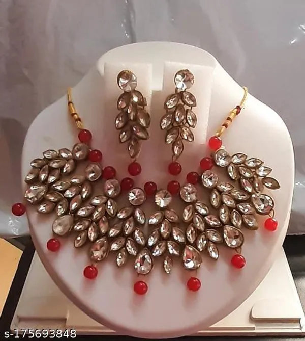 White_Alloy_&_Artificial_Stones_Fancy_Design_Necklace_Set_For_Women