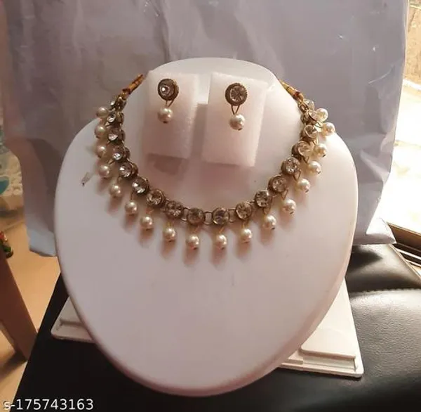 White_And_Gold_Alloy_&_Kundan_Fancy_Design_Necklace_Set_For_Women