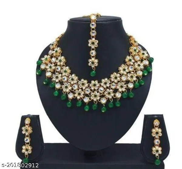 Green_Alloy_&_Kundan_Fancy_Design_Bridal_Set_For_Women