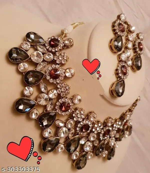 Red_And_Black_Alloy_&_Kundan_Fancy_Design_Necklace_For_Women