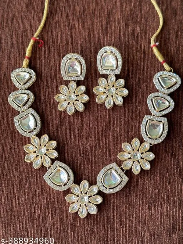 Gold_Alloy_&_Kundan_Fancy_Design_Necklace_For_Women