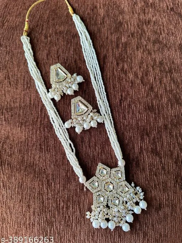White_And_Gold_Alloy_&_Kundan_Fancy_Design_Necklace_For_Women