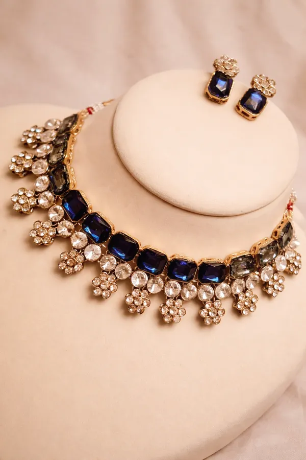 Gold_Alloy_&_Artificial_Stones_Fancy_Design_Necklace_Set_For_Women