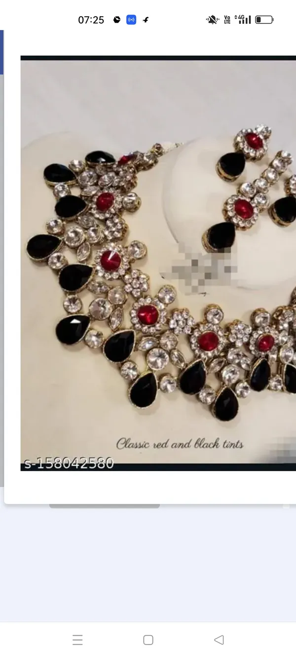 Maroon_Alloy_Fancy_Design_Necklace_Set_For_Women