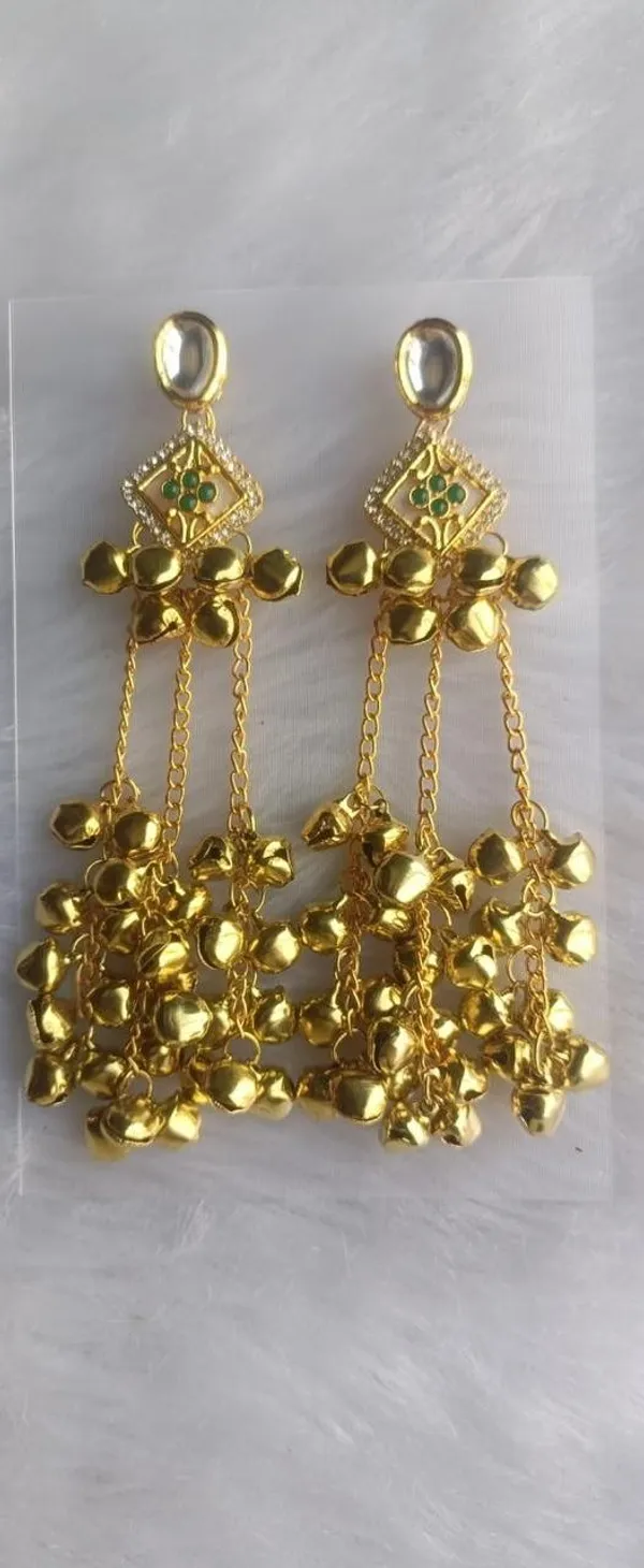 Gold_&_White_Brass_Fancy_Design_Earrings_For_Women_&_Girls