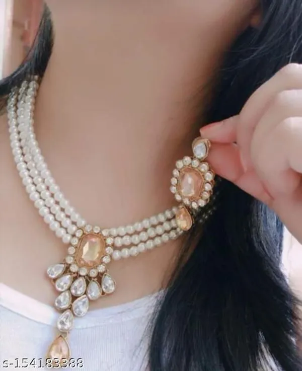 Gold_Alloy_&_Kundan_Fancy_Design_Necklace_Set_For_Women