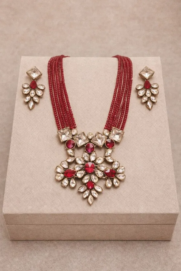 Gold_Alloy_&_Artificial_Stones_Fancy_Design_Necklace_Set_For_Women