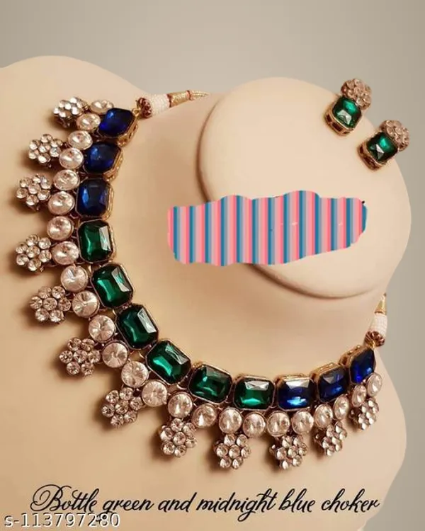 Green_And_White_Alloy_&_Kundan_Fancy_Design_Necklace_For_Women