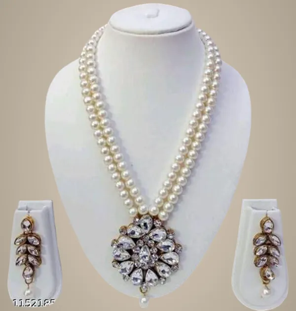 Red_Alloy_&_Kundan_Fancy_Design_Necklace_Set_For_Women