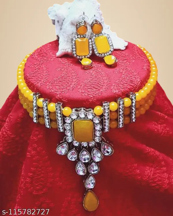 Red_Alloy_&_Artificial_Stones_Fancy_Design_Necklace_For_Women