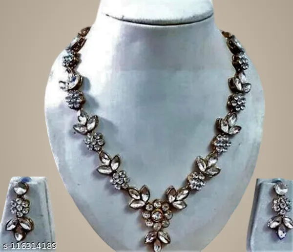 Gold_Alloy_&_Kundan_Fancy_Design_Necklace_Set_For_Women