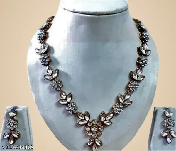 Gold_Alloy_&_Kundan_Fancy_Design_Necklace_Set_For_Women