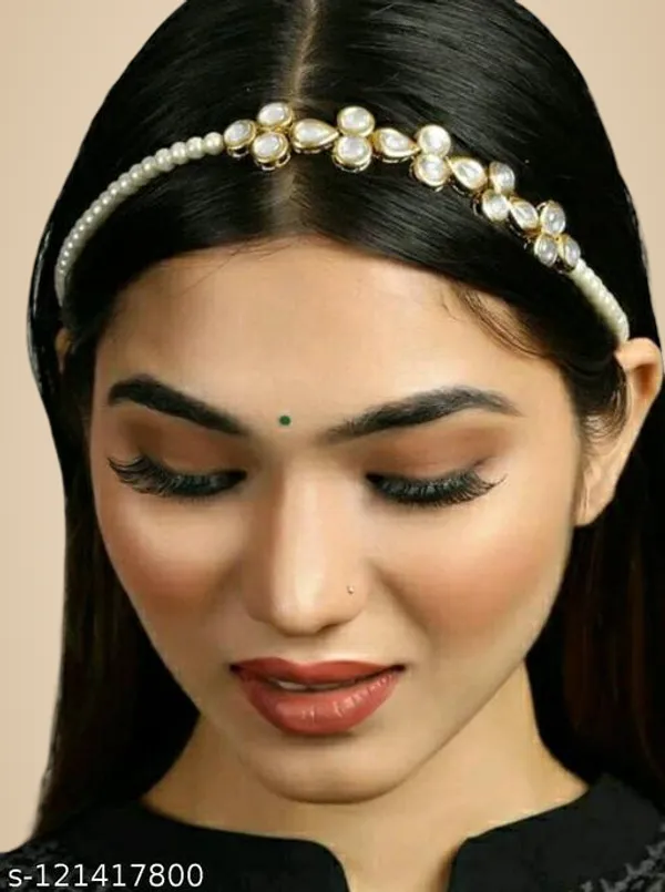 Gold_Alloy_&_Kundan_Fancy_Design_Hair_Accessory_For_Women
