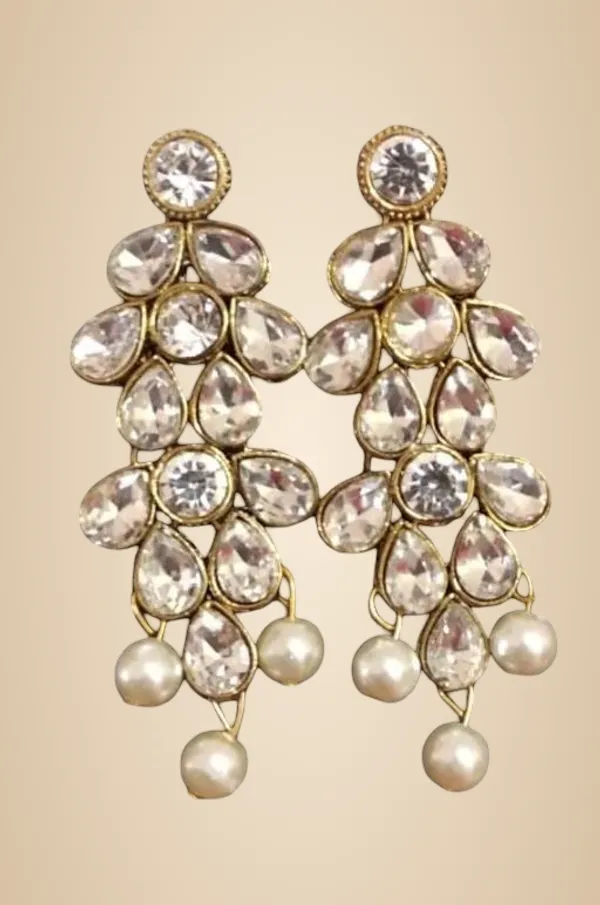 Gold_Alloy_&_Kundan_Fancy_Design_Necklace_Set_For_Women