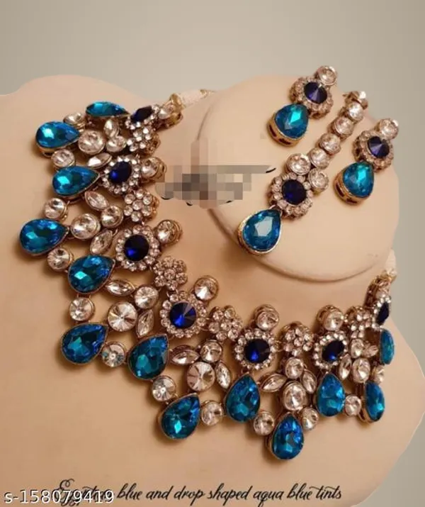 Gold_Alloy_&_Kundan_Fancy_Design_Necklace_Set_For_Women