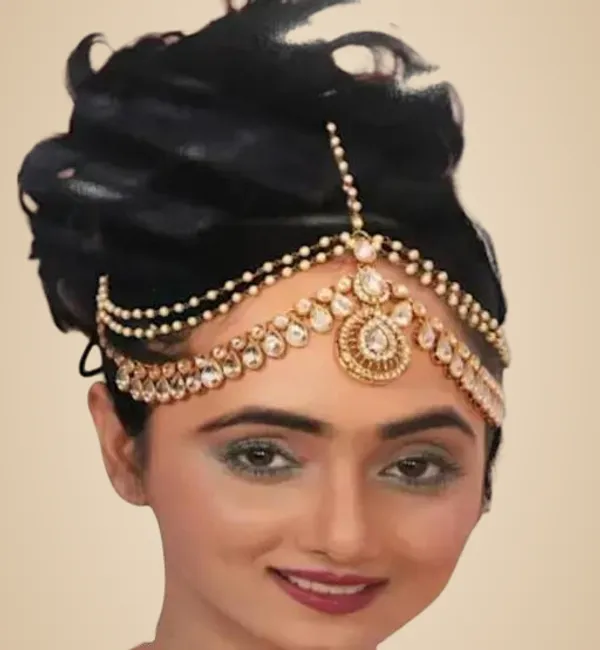 White_Alloy_&_Kundan_Fancy_Design_Maang_Tikka_For_Women