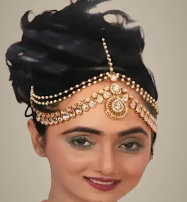 White_Alloy_&_Kundan_Fancy_Design_Maang_Tikka_For_Women