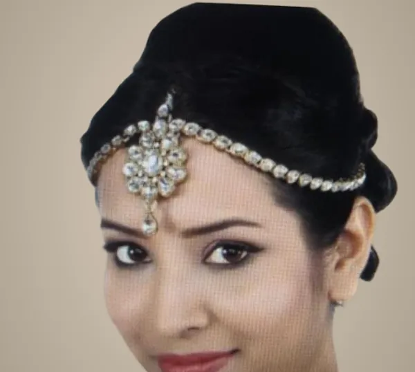 Gold_Alloy_&_Kundan_Fancy_Design_Mangtika_For_Women