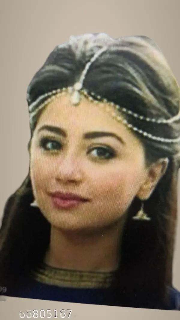 Gold_Alloy_&_Artificial_Stones_Fancy_Design_Maang_Tikka_For_Women