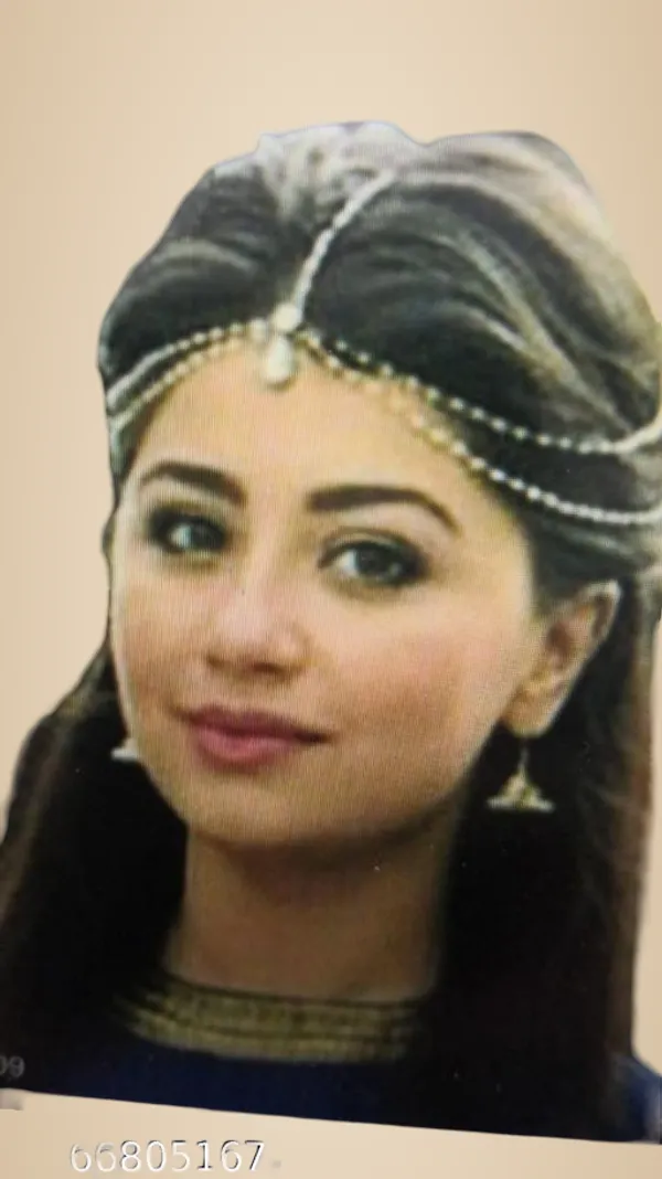 Gold_Alloy_&_Artificial_Stones_Fancy_Design_Maang_Tikka_For_Women