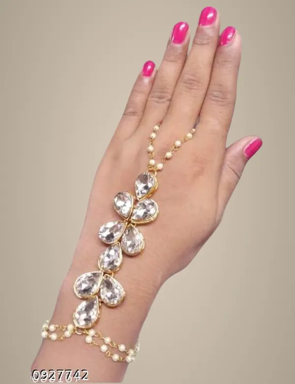 White_And_Gold_Alloy_&_Artificial_Stones_Fancy_Design_Maang_Tikka_For_Women
