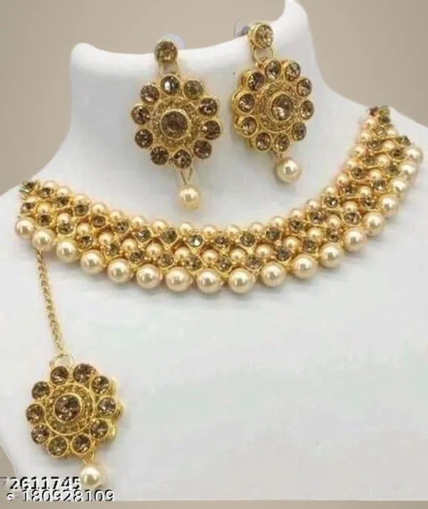 Gold_Alloy_&_Kundan_Fancy_Design_Necklace_Set_For_Women