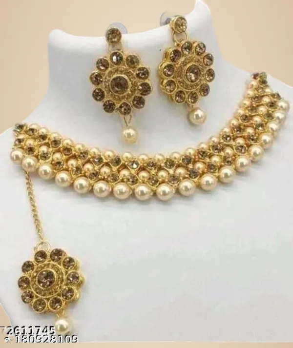 Gold_Alloy_&_Kundan_Fancy_Design_Necklace_Set_For_Women