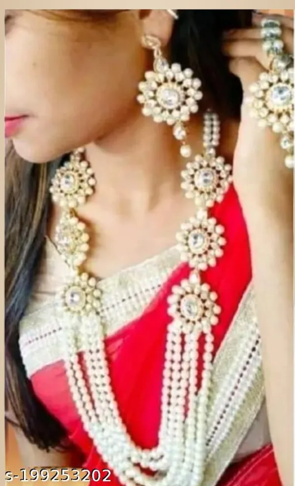 Multicolor_Alloy_&_Kundan_Fancy_Design_Necklace_Set_For_Women