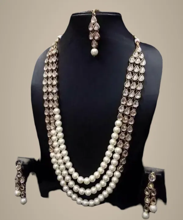 Gold_Alloy_&_Kundan_Fancy_Design_Necklace_Set_For_Women