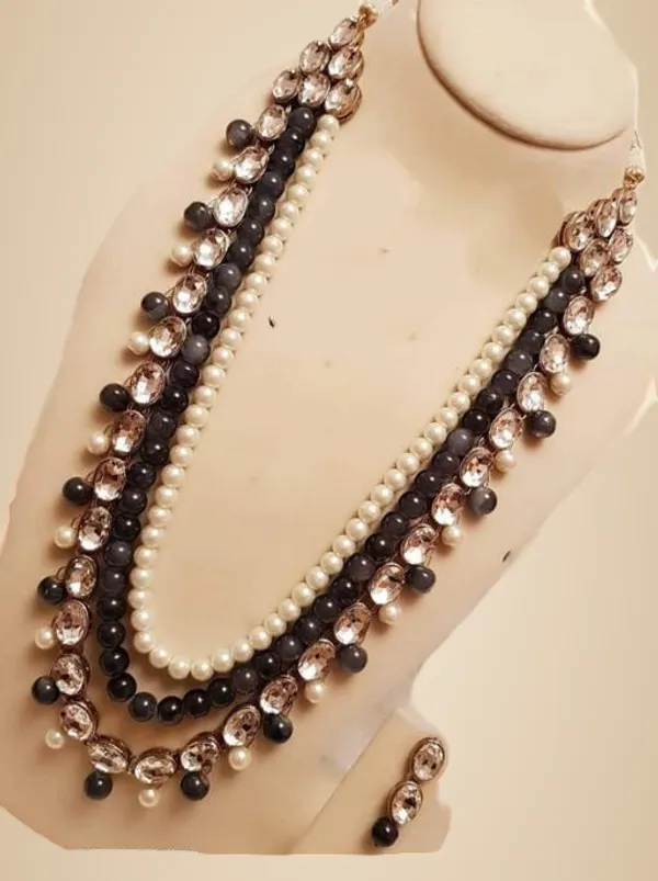 Multicolor_Alloy_&_Kundan_Fancy_Design_Necklace_Set_For_Women