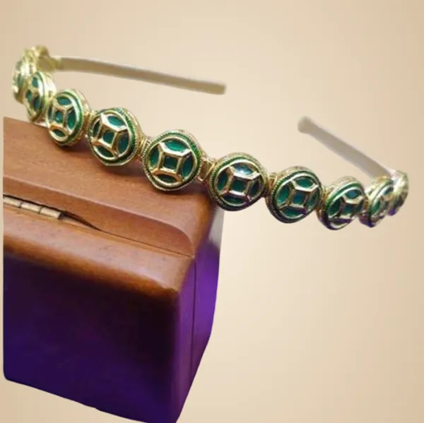 Golden_And_White_Alloy_&_Artificial_Stones_Fancy_Design_Hair_Band_For_Women