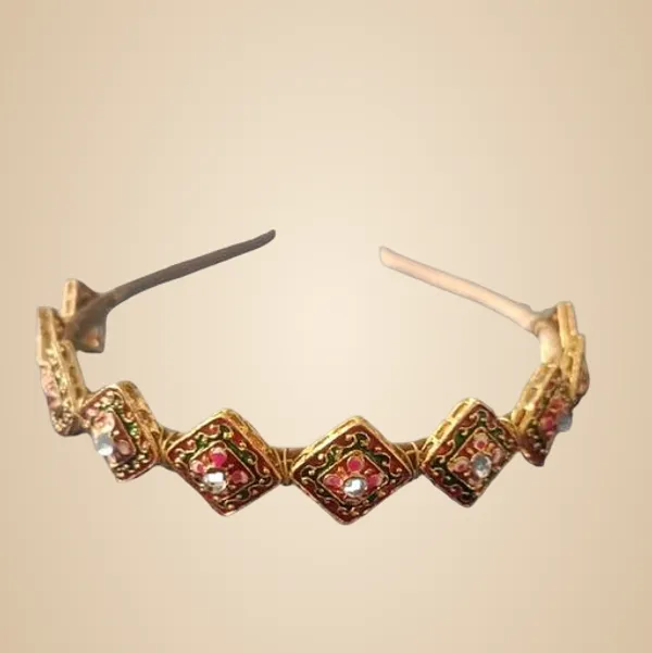 Gold_Alloy_&_Artificial_Stones_Fancy_Design_Kundan_Hairband_For_Women