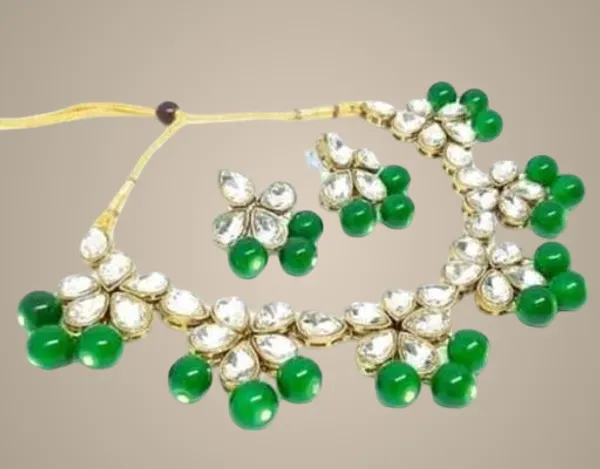 White_And_Green_Alloy_&_Kundan_Fancy_Design_Choker_With_Earrings_For_Women