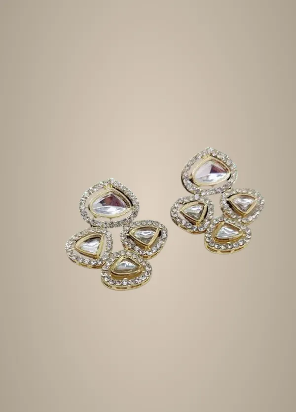 White_Alloy_&_Kundan_Fancy_Design_Earrings_For_Women