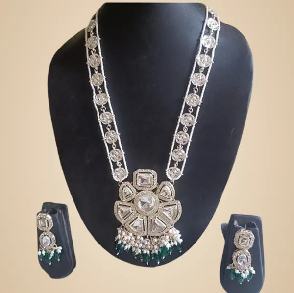 Gold_Alloy_&_Kundan_Fancy_Design_Long_Necklace_For_Women