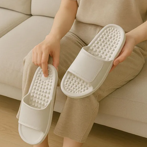 Doctor_Ortho_White_Women_Orthopedic_Diabetic_Comfortable_Flat_Casual_Acupressure_Chappals_Flip_Flops_For_Slides