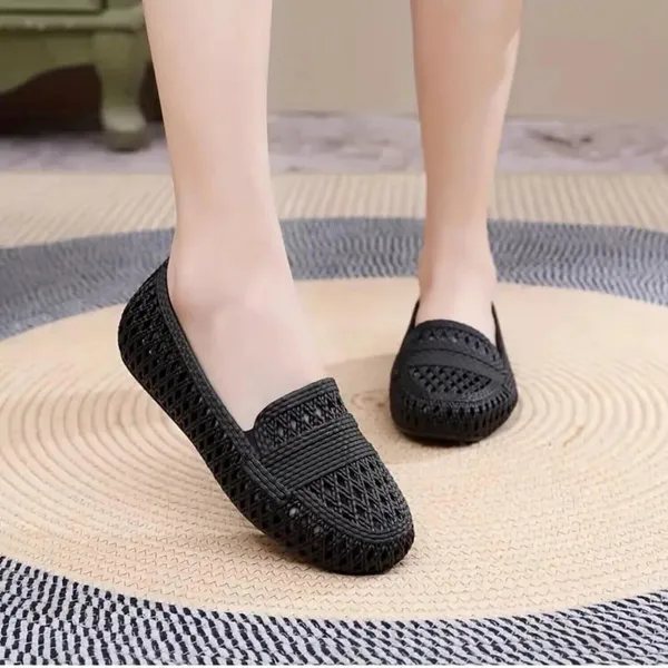 Doctor_Ortho_Black_Flexible_Pvc_Soft_Bellies_For_Women_Loafers_For_Women