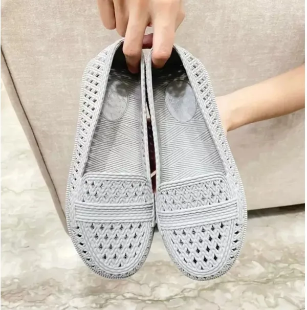 Doctor_Ortho_Grey_Flexible_Pvc_Soft_Bellies_For_Women_Loafers_For_Women