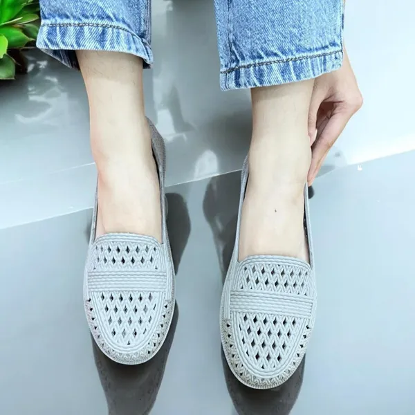 Doctor_Ortho_Grey_Flexible_Pvc_Soft_Bellies_For_Women_Loafers_For_Women
