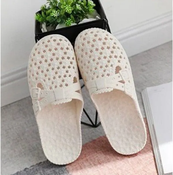 Doctor_Ortho_White_Ladies_Juti_Sandal_Durable_Flexible_For_Women_Flats