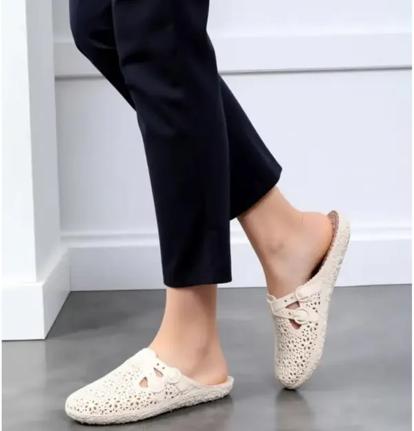 Doctor_Ortho_White_Ladies_Juti_Sandal_Durable_Flexible_For_Women_Flats