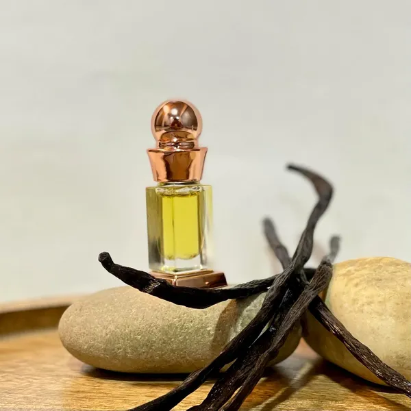 Vanilla_Musk_Attar_Pure_And_Natural_Attar_Collection_3ml