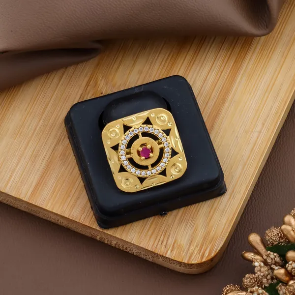 Elegant_Square_Jewellery_Storage_Box_With_Gold_Detailing