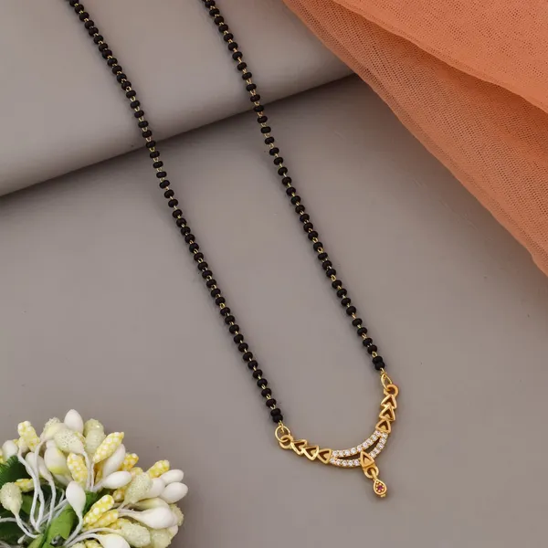 Traditional_Black_Beaded_Mangalsutra_Necklace_With_Gold_Toned_Pendant