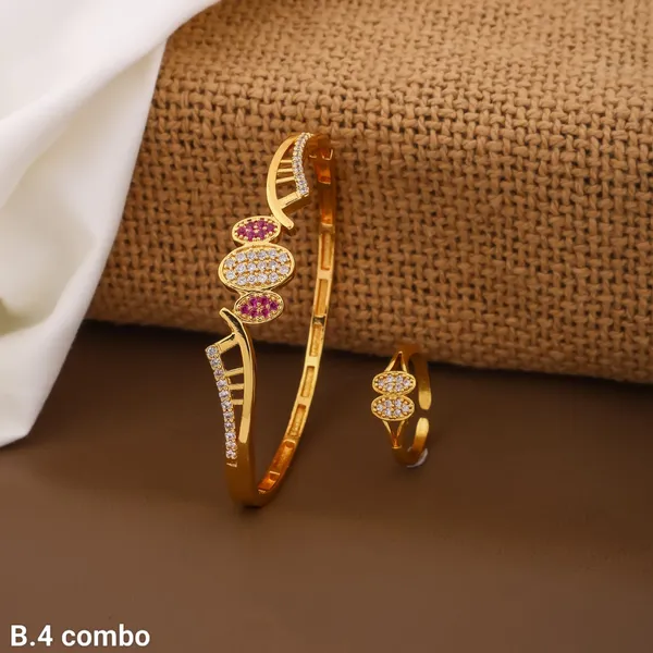 OVEL_BRACELET_WITH_RUBY_STONE