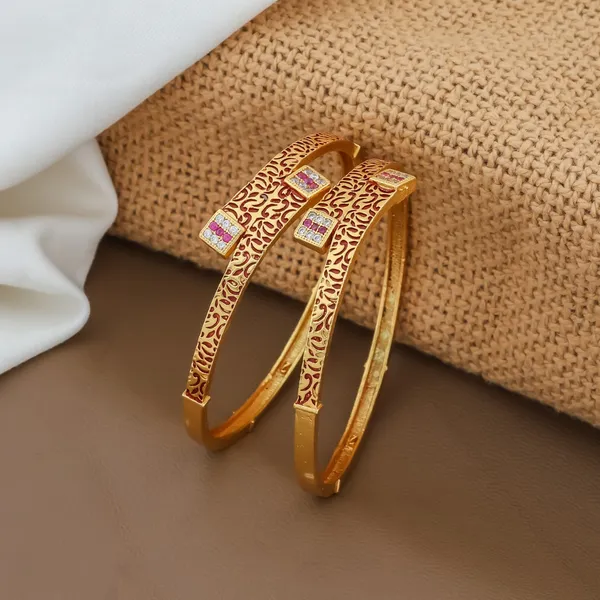 Elegant_Gold_Plated_Bangles_With_Intricate_Design_Set_Of_2